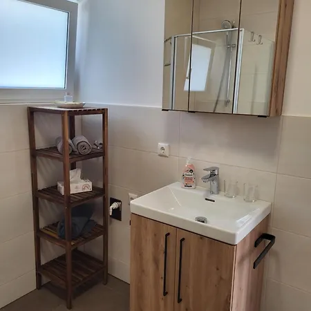 Microhome Im Salzburger Seenland *